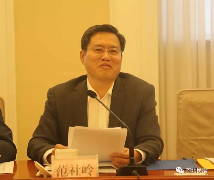 民建省委駐會副主委范社嶺在會上講話.jpg