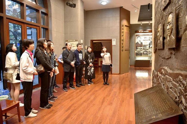 重慶尋根不忘初心，牢記使命政治交接4-1.jpg