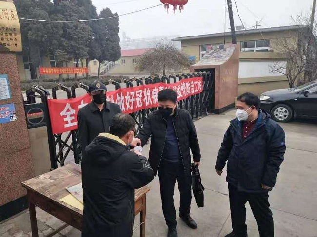 鄭海波：復工防疫“兩手抓” 助力戰疫顯擔當06-1.jpg