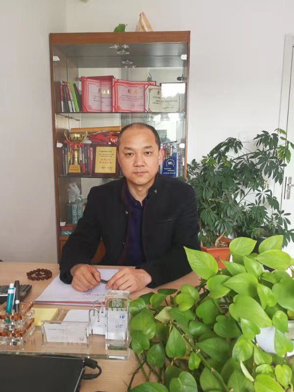 民建承德市委領導班子成員及骨干會員談學習貫徹中共十九屆五中全會精神感想6-1.jpg