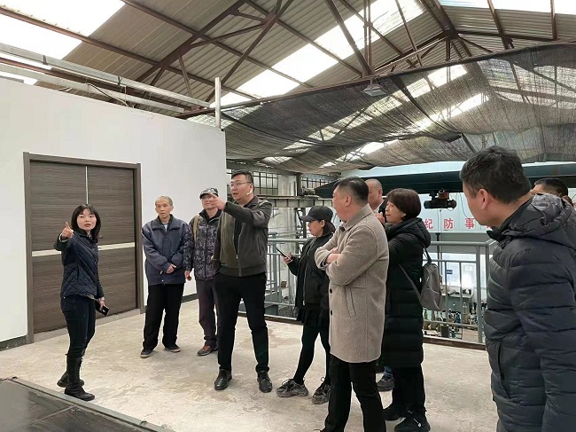 民建唐山市委路北區工委五支部舉辦社情民意講座并參觀會員企業 (3)-1.jpg