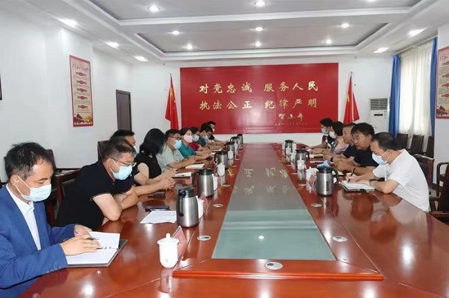 民建邯鄲市永年區(qū)委員會(huì)擔(dān)任人大代表政協(xié)委員會(huì)員受邀參加區(qū)公安局政治督察座談會(huì)-1.jpg
