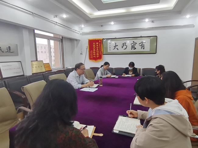民建唐山市委機(jī)關(guān)傳達(dá)學(xué)習(xí)唐山市紀(jì)念中共中央發(fā)布“五一口號(hào)”75周年座談會(huì)精神.jpg