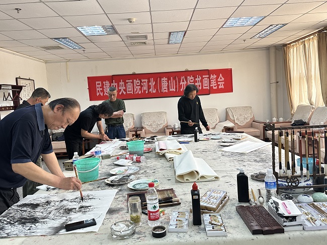 民建中央畫院河北（唐山）分院紀念中共中央發(fā)布“五一口號”75周年主題書畫筆會-1.jpg