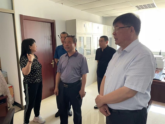 民建河北省委副主委王增平到張家口調(diào)研(2)1-1.jpg