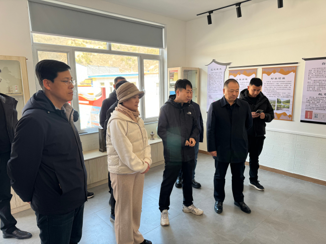 民建石家莊市委駐會副主委率隊赴豐寧縣開展民建幫扶項目考察 (2) (2).jpg