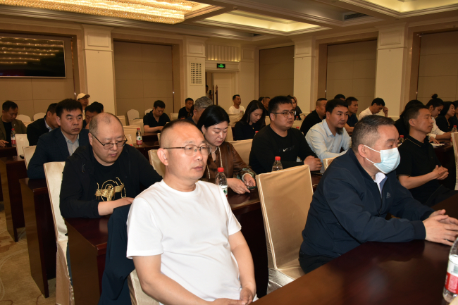 20240429民建保定市委舉辦第四期“保定民建·思進課堂” 就《新公司法要點解讀和實踐指引》進行專題講座2 (2).jpg