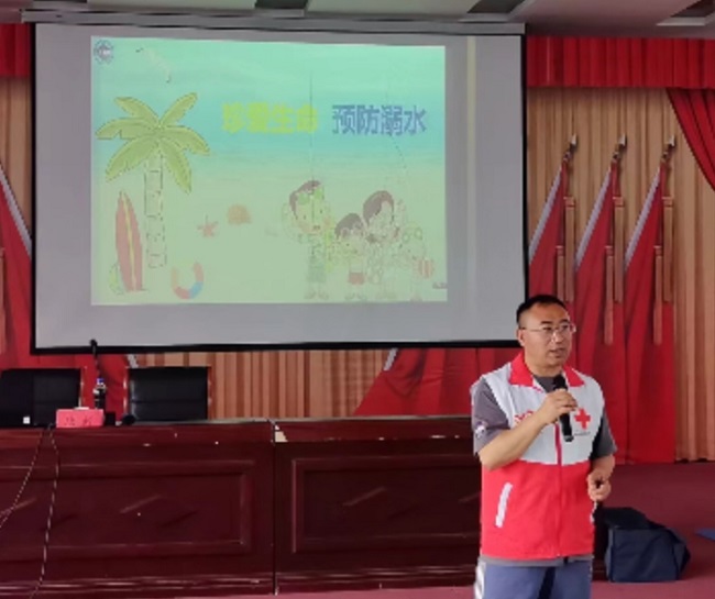 承德民建會員唐輝積極開展暑期公益宣教活動-1.jpg