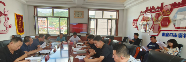 民建會員張平參加區政協重點提案督導座談會1 (2).jpg