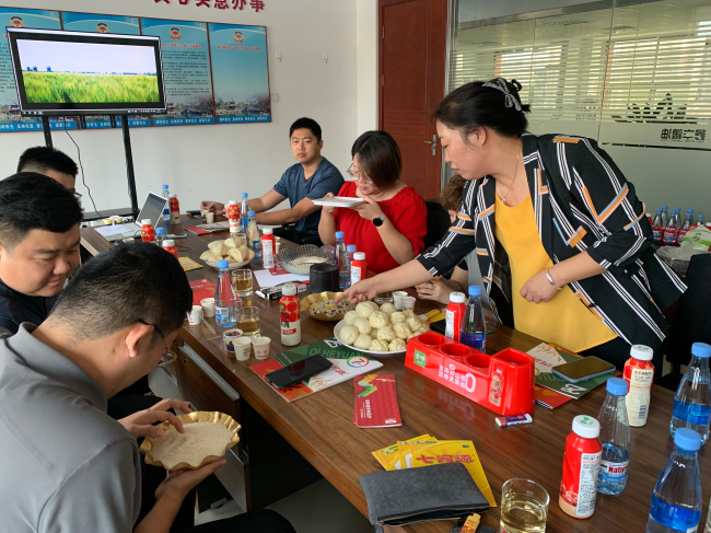 20240902民建保定市委新城支部赴河北鑫豐糧油食品有限公司考察調研3 (2).jpg