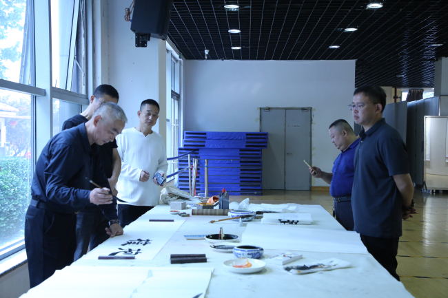 筑夢新時代 奮進新征程02-003 (2).jpg