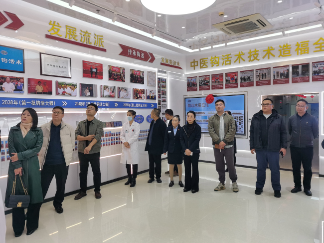 民建新華基層委舉辦大健康專題參訪活動 (1) (2).jpg