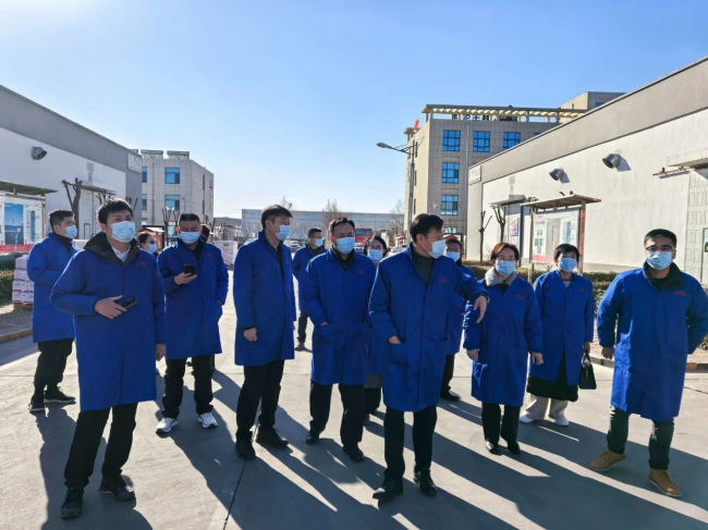 民建滄州市委市直八支部聯(lián)合運(yùn)河支部調(diào)研會(huì)員企業(yè)1 (2).jpg