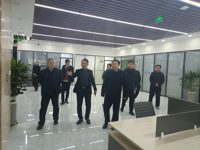 李海平走訪調研中財誠發集團河北公司、中財聯科技f550a3e0070f7a86a8f3a8c526db8fb (2).jpg