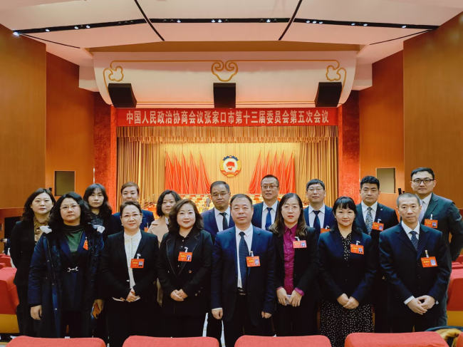 積極履職盡責(zé)、為全市發(fā)展建言獻(xiàn)策 (2).jpg