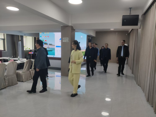 省直工委三支部調研會員企業.jpg