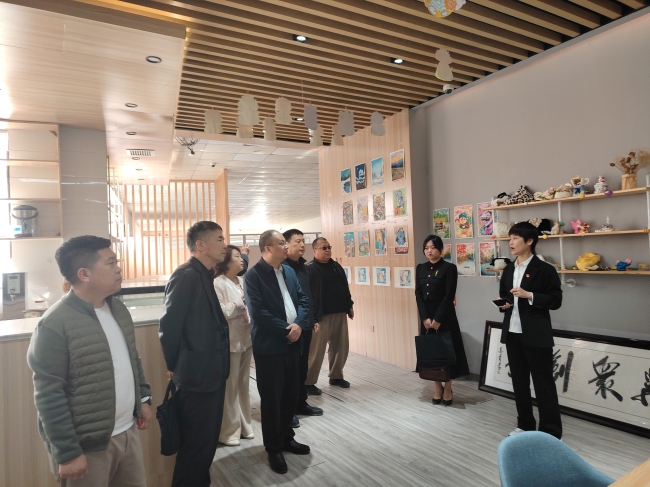 20250327民建保定市委新階層二支部赴保定市蓮池區第二職業技術教育中心走訪調研2 (2).jpg