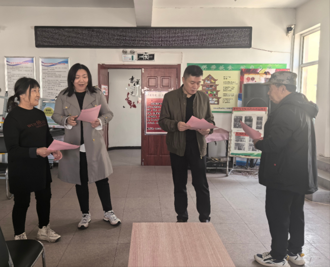 全國兩會精神進社區，共繪美好生活新畫卷 (2).jpg