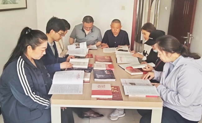 “共學會史經典，凝聚民建力量”——民建滄州市委市直十一支部開展讀書交流活動 (2).jpg