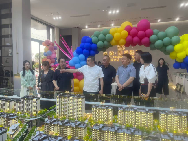民建張家口市委能源資源環(huán)境委員會(huì)開(kāi)展主題調(diào)研活動(dòng) (3).jpg